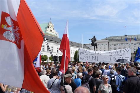 Naukowcy z UJ apelują do Andrzeja Dudy aby nie podpisywał ustaw o SN i KRS