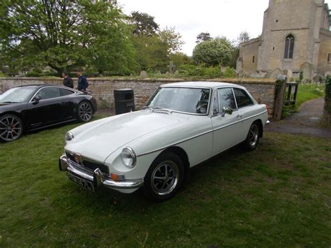 1973 Mgb Gt At The Coronation © Paul Bryan Cc By Sa20 Geograph