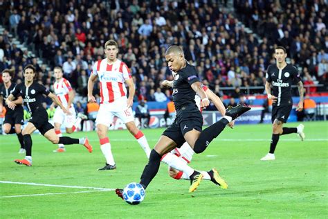 Foot Psg Psg Le Marakana Mbapp Va Trop Vite Pour Avoir Peur