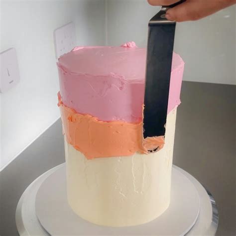 How To Frost A Rainbow Cake Lovecrafts