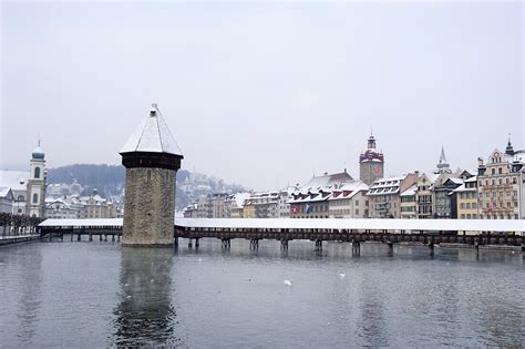 Kapellbrücke mit Wasserturm und Bild kaufen 70385590 Image