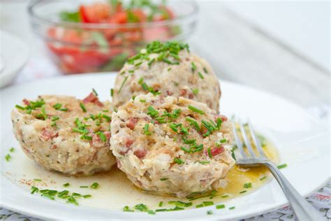 Tiroler Speckknödel Kochen Backen Alle Rezepte Rauchmühle Rauchmehl