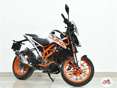 Купить б у KTM Duke инжектор передач в Москве белый naked bike