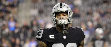 Las Vegas Raiders Give Pro Bowl Te Darren Waller Three Year Eight