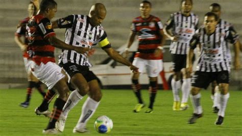 Botafogo Pb Vence O Campinense Por A E Fica Perto Do Bicampeonato