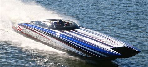 Best Go-Fast Powerboats of 2017 - boats.com