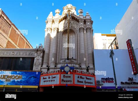 Los Angeles, California:LOS ANGELES Theatre, historic Theatre at 615 S ...