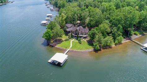 Best Places to Live in Hiawassee, Georgia