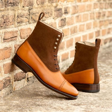 The Kinzie St Balmoral Boot No Robert August