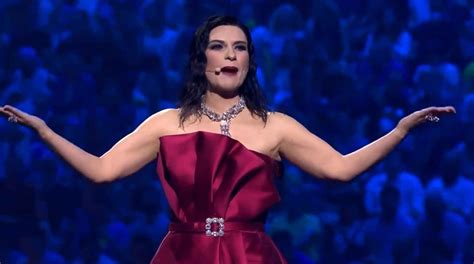 Laura Pausini Lomaggio A Sanremo Censurato Alleurovision Che