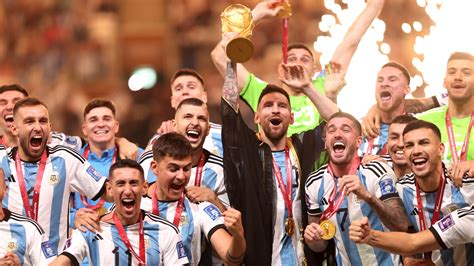 Argentina é Campeã Do Mundo As Imagens Do Longo Jogo E Da Festa No Relvado Observador