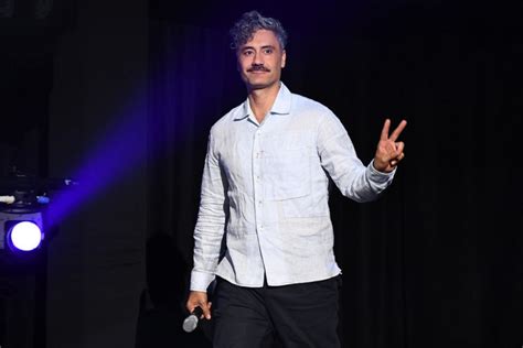 Taika Waititi - The Mandalorian Director and IG-11 Voice - SWNZ, Star ...