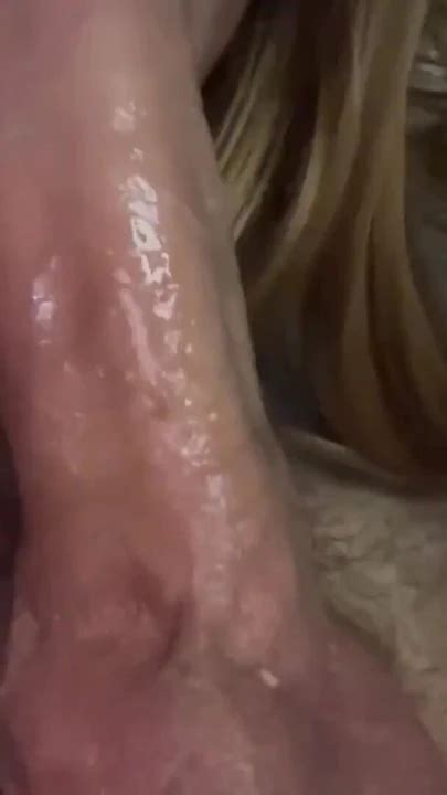 Unforgettable Moment From Big Tits Babe Gets Surprised With Hot Wake Up