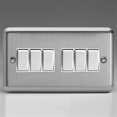 Varilight Classic 6 Gang 10A 2 Way Switch White Insert XS96W UKES