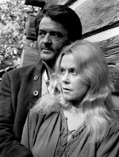 Elizabeth Montgomery And Hal Holbrook The Awakening Land Elizabeth