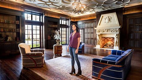 Inside Belcourt Alex And Ani Billionaire Carolyn Rafaelian S Newport