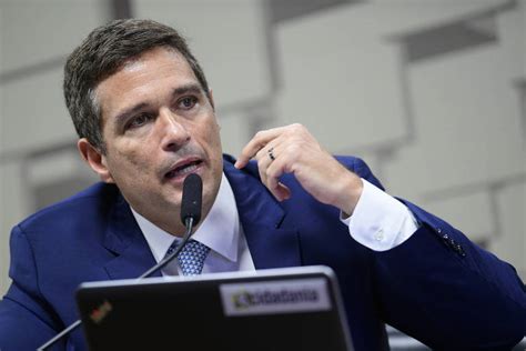 Campos Neto Diz Que Bc Vai Fazer Pesquisas Com Empresários Para