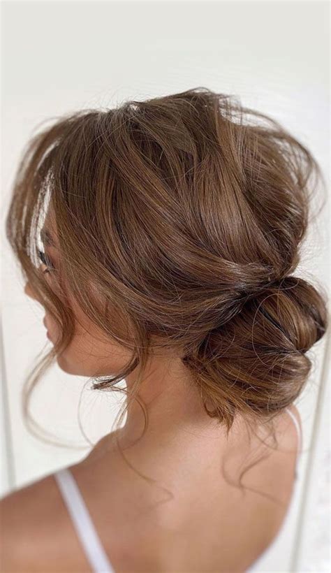 32 Classy Pretty Modern Messy Hair Looks Soft Airy Messy Low Bun Artofit