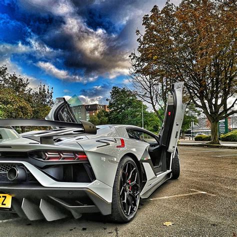 Lamborghini Aventador Hire - Eminence Supercar Hire