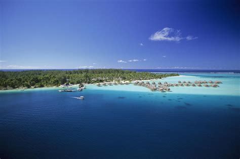 Pearl Beach Resort, Bora Bora - Deluxe-EscapesDeluxe-Escapes