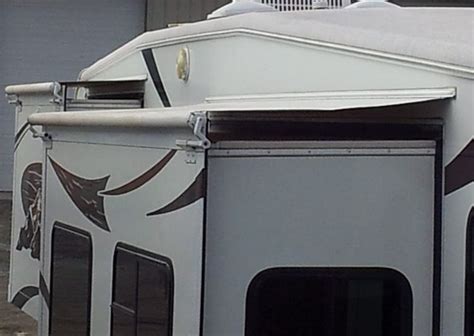 Best Rv Slide Out Awnings Reviews And Buying Guide In 2020 Rv Rv Stuff Camper Awnings