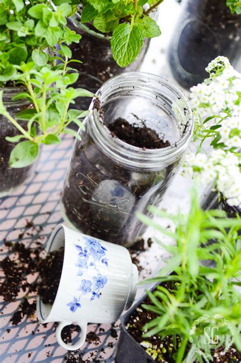 Mason Jar Herb Garden Stonegable