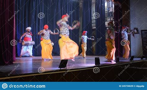 Cultural Dance Show in Sri Lanka Editorial Stock Image - Image of ...