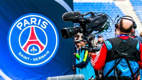 Une Toile A Recal Le Psg Le Sport