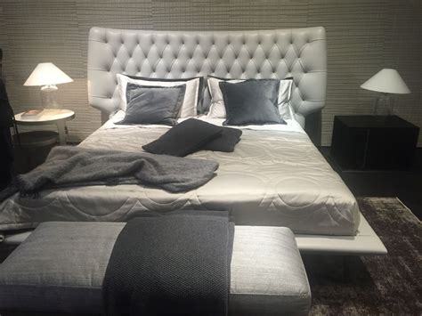 How To Successfully Use Gray In The Bedroom