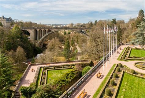 Sikt Av Luxembourg Den Gamla Staden Fotografering F R Bildbyr Er Bild