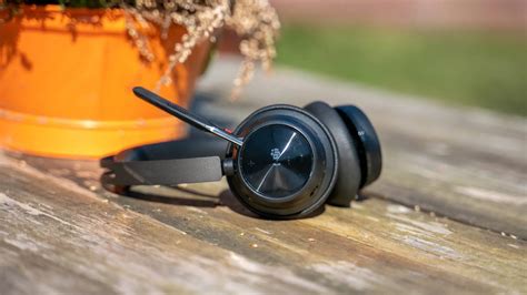 Test Poly Voyager Focus Ein Starkes Und Gutes Konferenz Headset