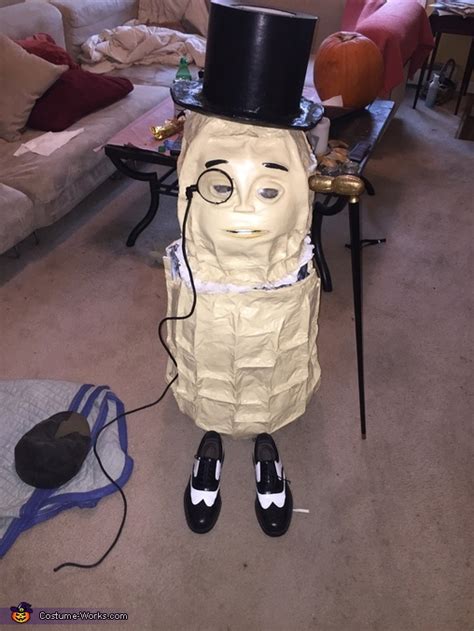 Creative DIY Mr. Peanut Costume - Photo 10/10