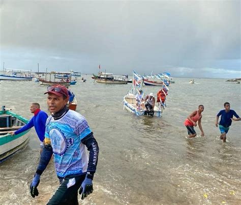 Marinha Alerta Para Ventos Fortes E Forma O De Ondas Altas Entre Bahia