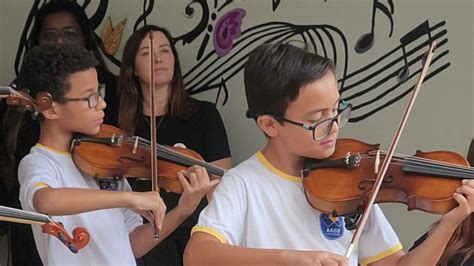 Pouso Alegre Inaugura Centro Art Stico Musical Para Alunos Da Rede