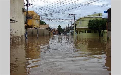 VC no G1 NOTÍCIAS Leitor fotografa enchente na Baixada Fluminense