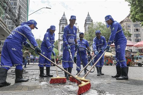 Prefeitura Do Recife Refor A Limpeza Urbana Aumento De Efetivo