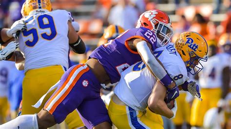 Trenton Simpson Clemson Tigers Linebacker Sophomore