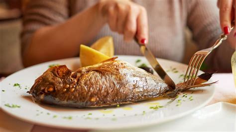 Voil Pourquoi Il Est Recommand De Manger Du Poisson R Guli Rement