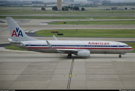 N990AN American Airlines Boeing 737 823 WL Photo By Urs Hess ID