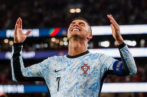 Cr Llega Al Gol En Su Carrera Futbol Stica La Hora