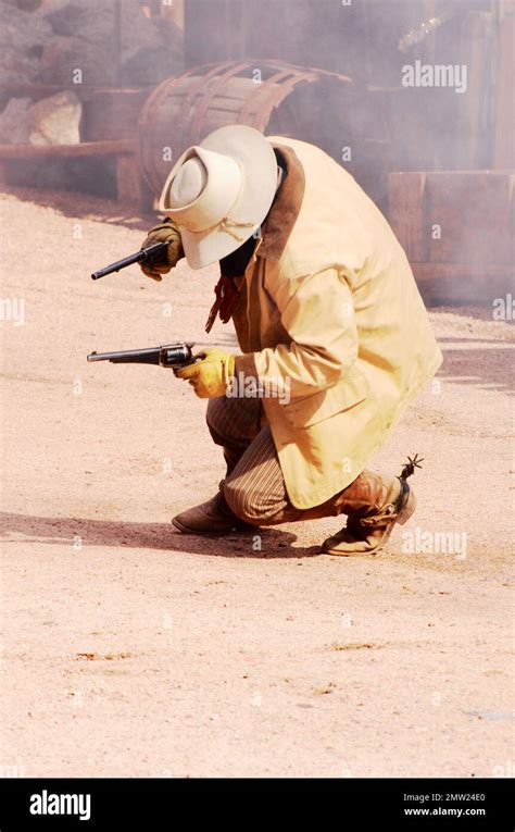 Old west gunfight reenactment Stock Photo - Alamy