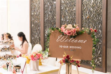 Wedding Signs Highlighted By Flowers - Trias Weddings & Events