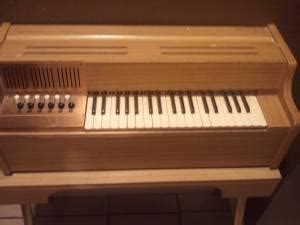 Vintage Magnus Chord Organ Model Modesto For Sale In Stockton