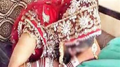 Sonbhadra Duddhi Happiness Of Marriage Turned Into Mourning Fufa Fell In The Mandap During The