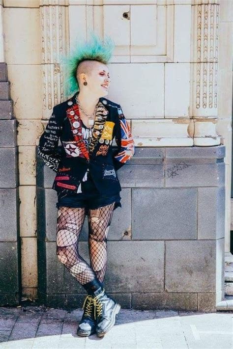 Punk and grunge trends : when fashion and music mix - La Grande ...