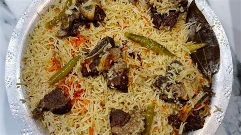 Bawarchi Style Muradabadi Yakhni Biryani Bade Ke Gosht Ki Biryani