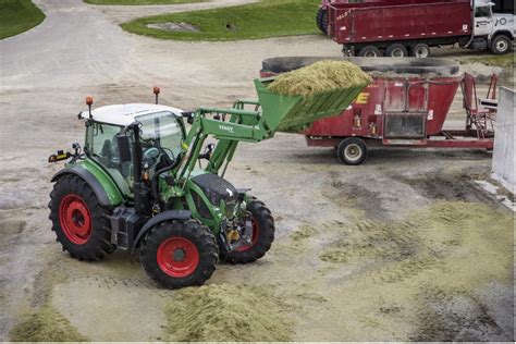 fendt  vario gen series tractors introduced equipment world