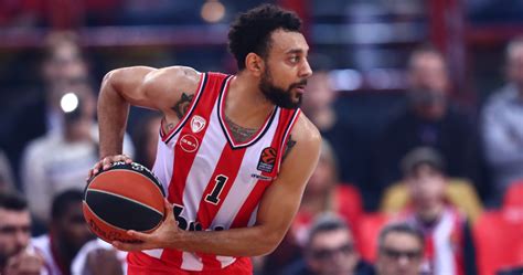 Olympiacos Considers Williams Goss Questionable Against Madrid Looking