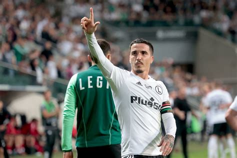 Legia Warszawa Josue pożegnał Bartosza Slisza odchodzącego do Atlanty