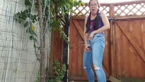 Standing Piss To Water Mygarden Daftsex Hd